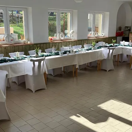 Maison d'hôtes Vyhlidka Klášterec nad Ohří