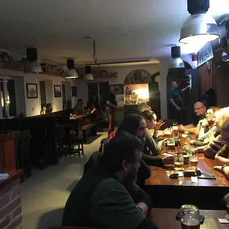 Πανσιόν Vyhlidka Klášterec nad Ohří