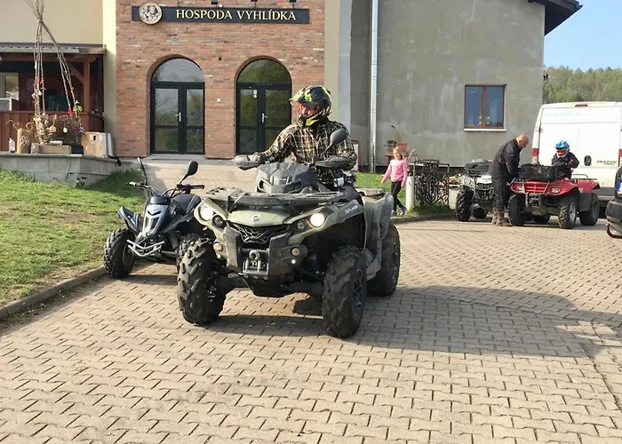 Vyhlidka 3*